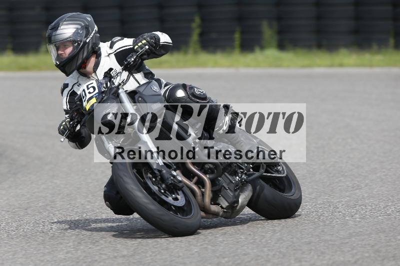/53 16.09.2025 Track Day Domi Aegerter ADR/Gruppe gelb/95